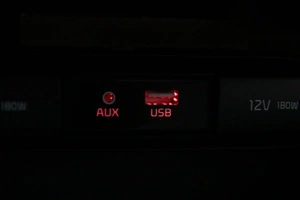 Седан Kia Rio 2018 года, 1538000 рублей, Солонцы