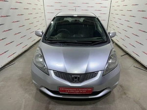 Хетчбэк Honda Fit 2009 года, 529000 рублей, Красноярск