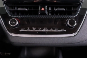 Седан Toyota Corolla 2019 года, 1789000 рублей, Пермь