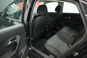 Седан Volkswagen Polo 2015 года, 1070000 рублей, Курск