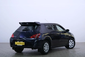 Хетчбэк Toyota WiLL 2001 года, 619000 рублей, Омск