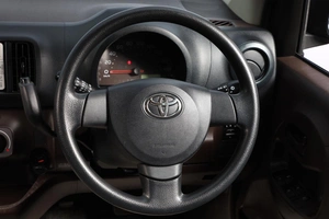 Хетчбэк Toyota Passo 2013 года, 749000 рублей, Новосибирск
