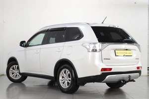 Внедорожник Mitsubishi Outlander 2014 года, 1599000 рублей, Челябинск