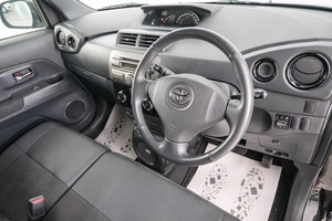 Минивэн Toyota bB 2016 года, 1249000 рублей, Красноярск