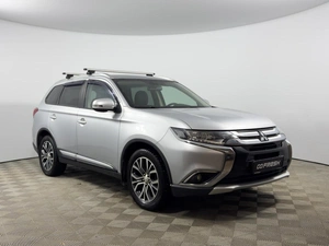 Внедорожник Mitsubishi Outlander 2016 года, 1797900 рублей, Казань