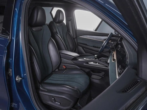 Внедорожник Geely Monjaro 2023 года, 3200000 рублей, Ростов-на-Дону