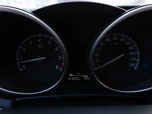 Хетчбэк Mazda 3 2013 года, 939000 рублей, Саратов