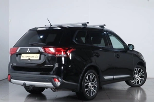Внедорожник Mitsubishi Outlander 2016 года, 1749000 рублей, Челябинск