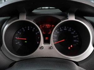 Внедорожник Nissan Juke 2017 года, 1299000 рублей, Тюмень