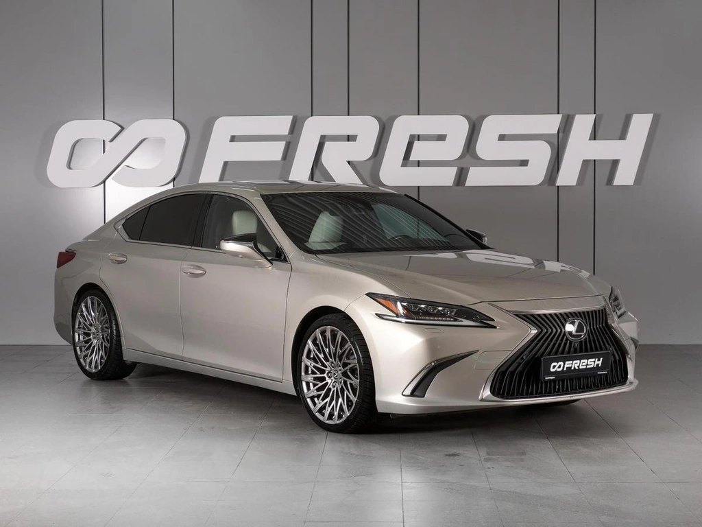 Седан Lexus ES 2019 года, 3849000 рублей, Минеральные Воды
