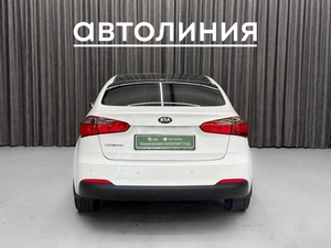 Седан Kia Cerato 2015 года, 850000 рублей, Красноярск