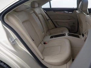 Седан Mercedes-benz CLS-класс 2012 года, 2498999 рублей, Москва