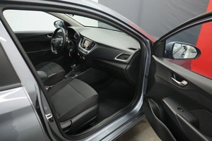 Седан Hyundai Solaris 2018 года, 1750000 рублей, Курск