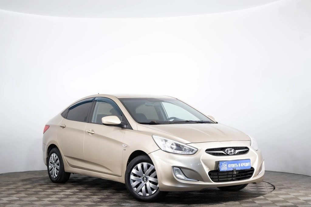 Седан Hyundai Solaris 2013 года, 579000 рублей, Пермь