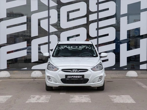 Седан Hyundai Solaris 2012 года, 1020000 рублей, Краснодар