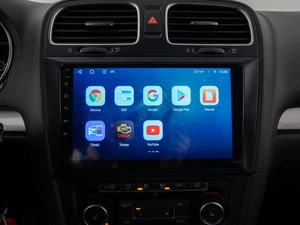 Хетчбэк Volkswagen Golf 2011 года, 727077 рублей, Москва