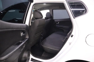 Компактвэн Kia Venga 2011 года, 835000 рублей, Брянск