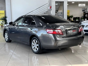 Седан Toyota Camry 2011 года, 1287000 рублей, Солонцы