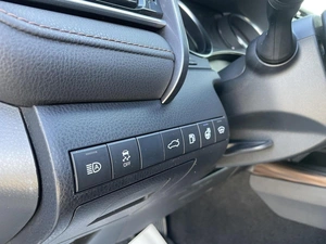 Седан Toyota Camry 2018 года, 2290000 рублей, Ярославль