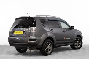 Внедорожник Mitsubishi Outlander 2010 года, 1349000 рублей, Барнаул