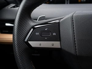 Лифтбек Changan UNI-V 2023 года, 1850000 рублей, Краснодар