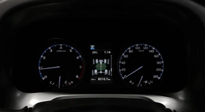 Внедорожник Toyota RAV4 2016 года, 2487000 рублей, Красноярск