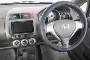 Хетчбэк Honda Fit 2005 года, 549000 рублей, Кемерово