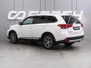 Внедорожник Mitsubishi Outlander 2018 года, 2975000 рублей, Воронеж