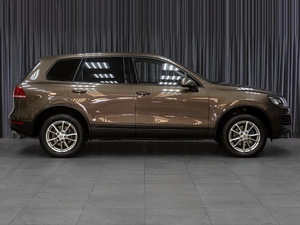 Внедорожник Volkswagen Touareg 2012 года, 2099000 рублей, Тюмень