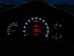 Внедорожник Kia Sportage 2012 года, 999996 рублей, Москва