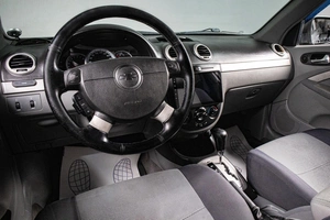 Хетчбэк Chevrolet Lacetti 2010 года, 459000 рублей, Сургут