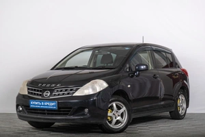 Хетчбэк Nissan Tiida 2012 года, 839000 рублей, Томск