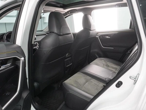 Внедорожник Toyota RAV4 2024 года, 4252000 рублей, Воронеж