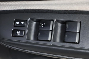 Хетчбэк Nissan Note 2017 года, 1089000 рублей, Новосибирск