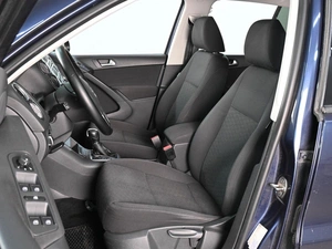 Внедорожник Volkswagen Tiguan 2012 года, 1499000 рублей, Ростов-на-Дону