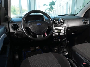 Хетчбэк Ford Fusion 2005 года, 398000 рублей, Тверь