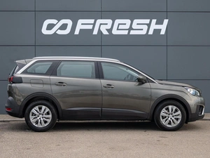 Внедорожник Peugeot 5008 2019 года, 1680000 рублей, Краснодар