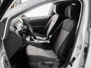 Хетчбэк Volkswagen Golf 2013 года, 979000 рублей, Тюмень