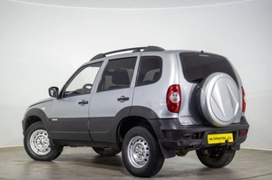 Внедорожник Chevrolet Niva 2014 года, 699000 рублей, Оренбург