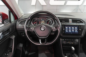 Внедорожник Volkswagen Tiguan 2020 года, 2329000 рублей, Петрозаводск