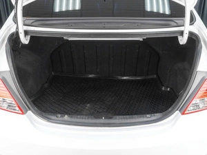 Седан Hyundai Solaris 2011 года, 819000 рублей, Тюмень