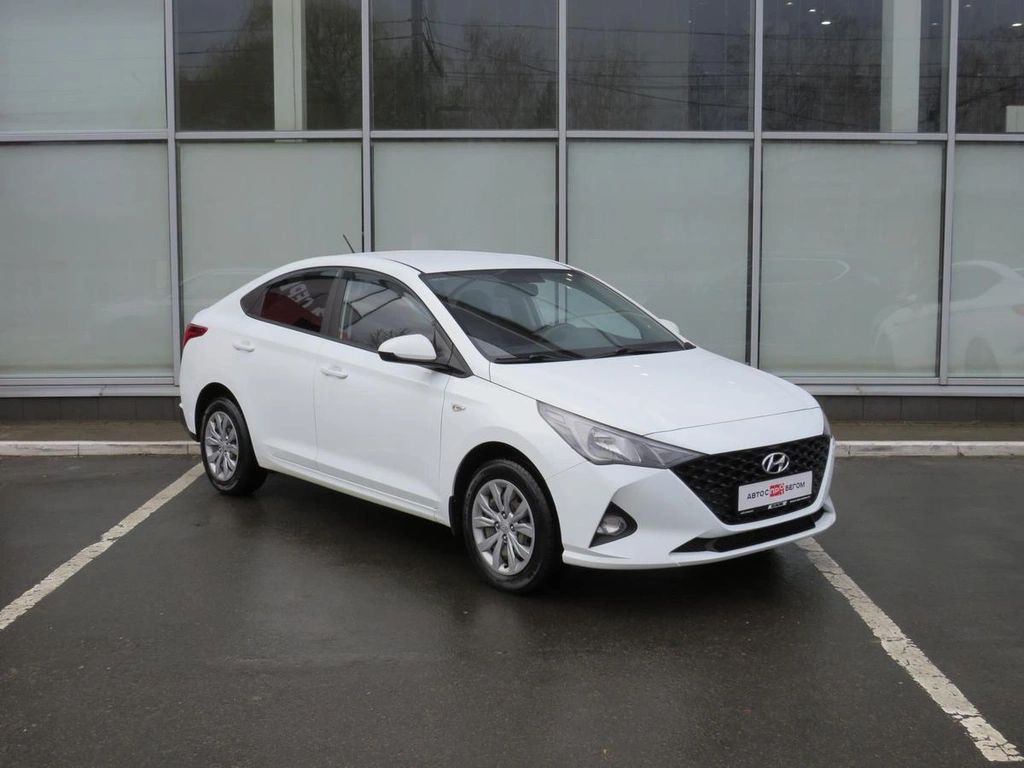 Седан Hyundai Solaris 2020 года, 1550000 рублей, Брянск