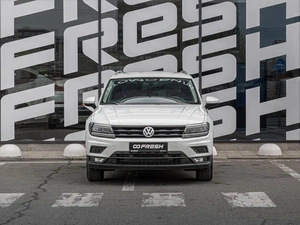 Внедорожник Volkswagen Tiguan 2018 года, 2799000 рублей, Краснодар