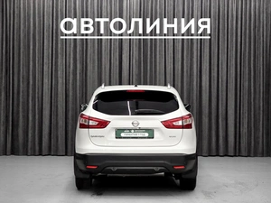 Внедорожник Nissan Qashqai 2015 года, 1749000 рублей, Красноярск
