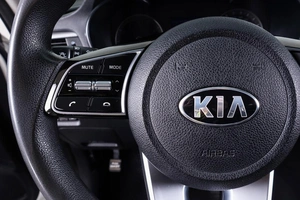 Седан Kia K5 2019 года, 2149000 рублей, Пермь