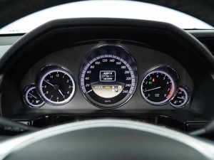 Седан Mercedes-benz E-класс 2012 года, 1700077 рублей, Москва