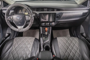 Седан Toyota Corolla 2014 года, 1299000 рублей, Томск