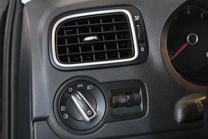 Седан Volkswagen Polo 2017 года, 1039000 рублей, Омск