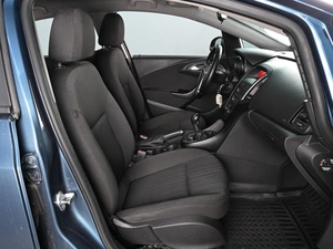 Хетчбэк Opel Astra 2012 года, 890000 рублей, Аксай