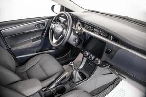 Седан Toyota Corolla 2014 года, 849000 рублей, Пермь